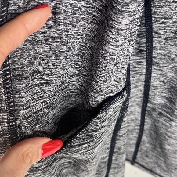 MONO B Athleisure Workout Jacket in Gray and Black SZ SMALL - Picture 13 of 13